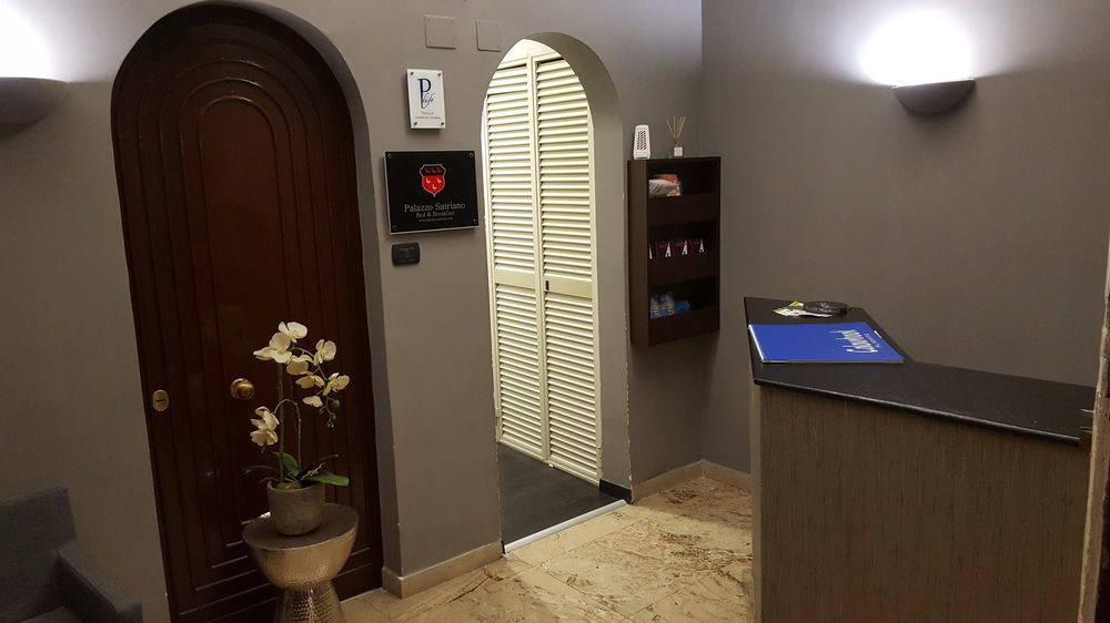 Bed & Breakfast Palazzo Satriano 3*