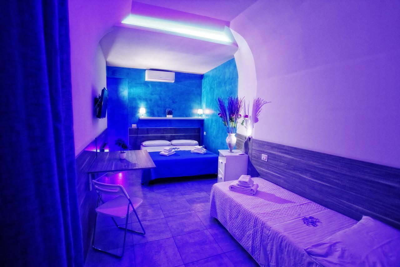 Bed & Breakfast Chiaia Relax 2*