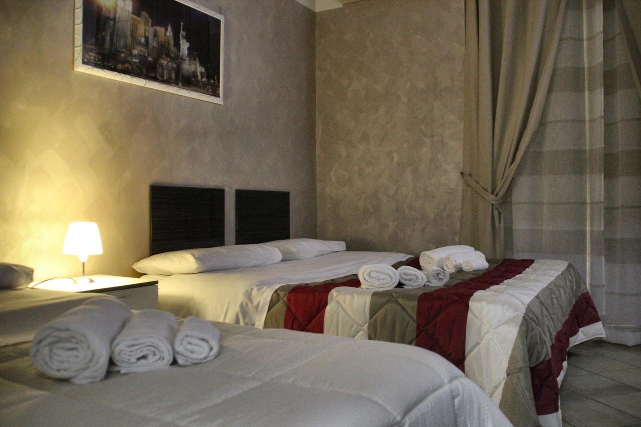 Chiaia Relax 2* Naples
