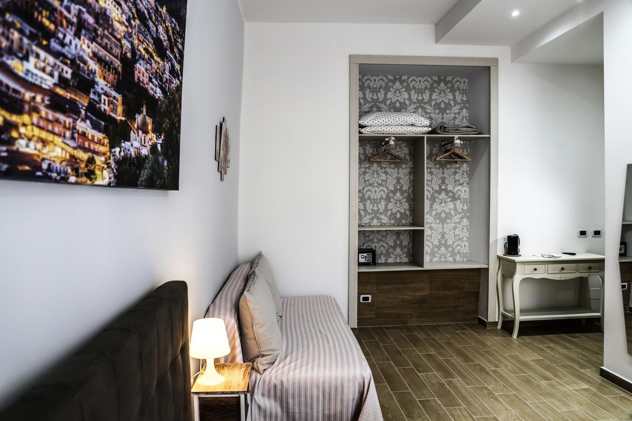 Caracciolo 109 Bed & Breakfast