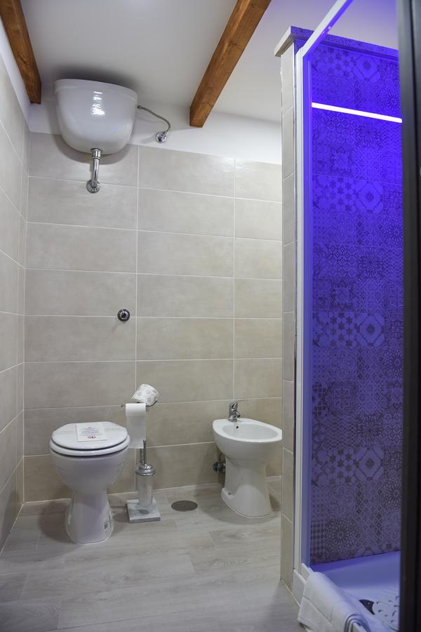 Famigi Bed & Breakfast Naples