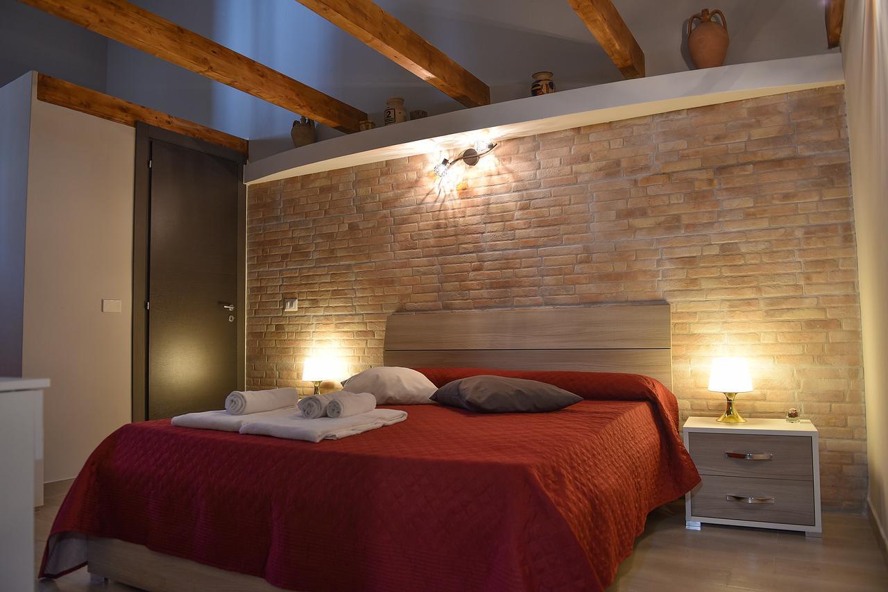 Famigi Bed & Breakfast 2*