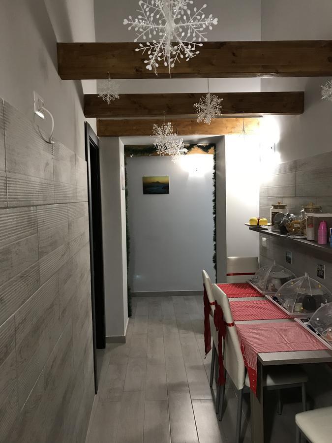 Famigi 2* Naples