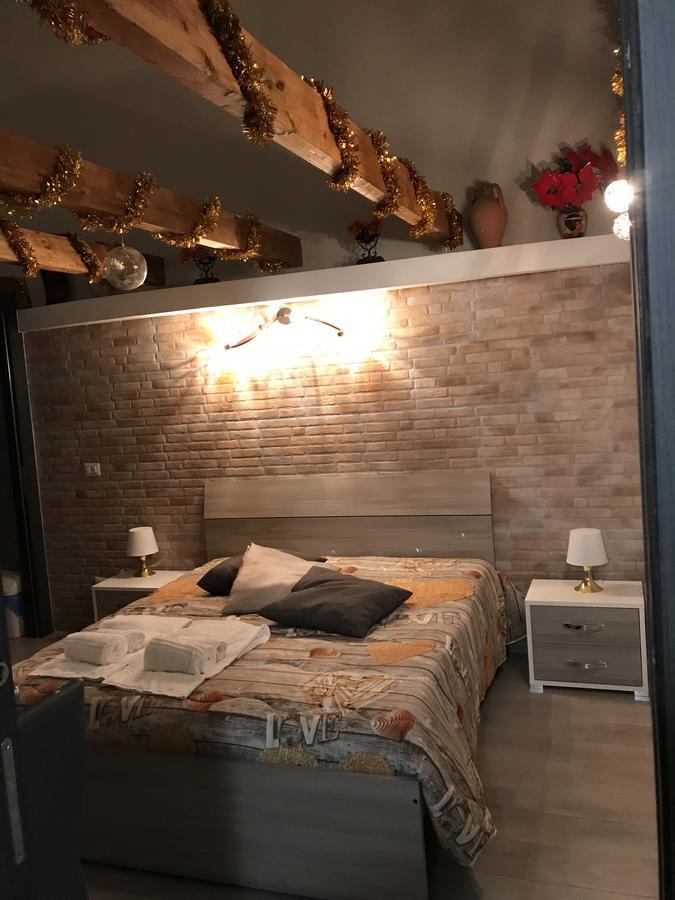 Famigi Bed & Breakfast Naples