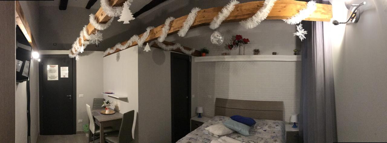 Famigi Bed & Breakfast 2*