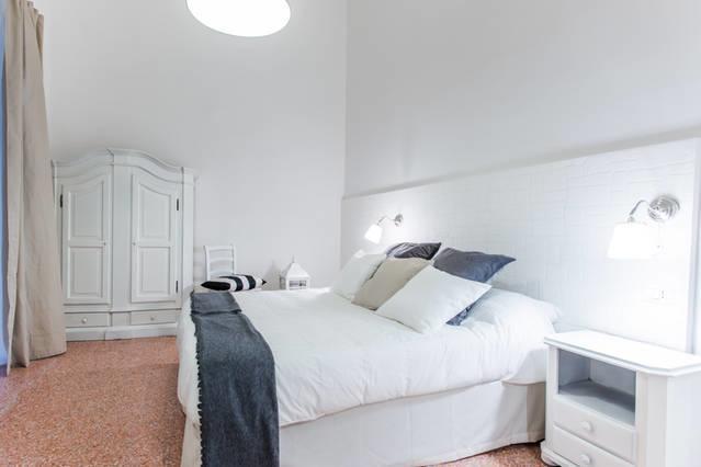 Chiaia House *