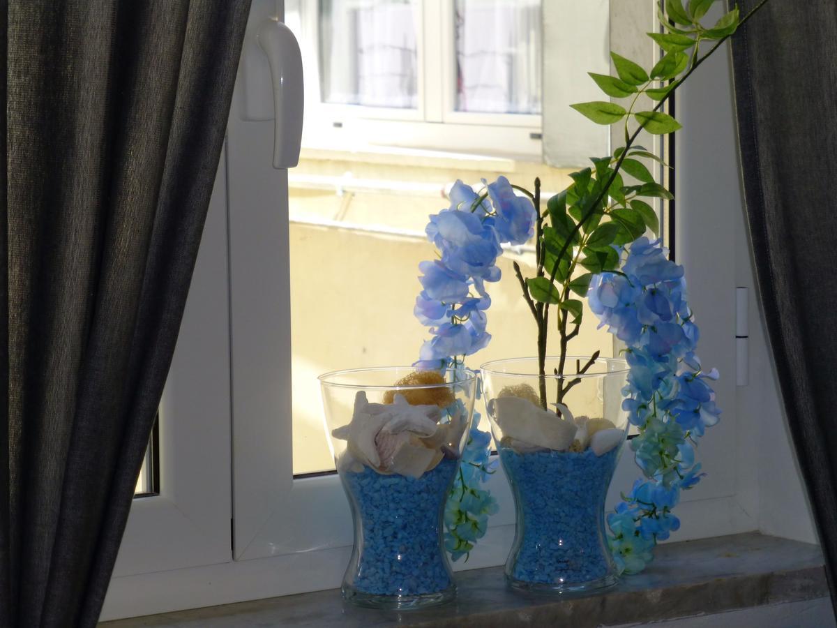 Sotto Le Stelle Ai Decumani Bed & Breakfast Naples