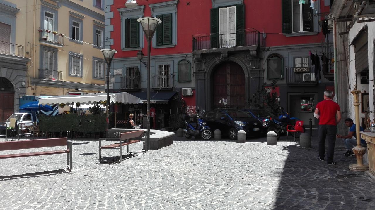 Sotto Le Stelle Ai Decumani 2*