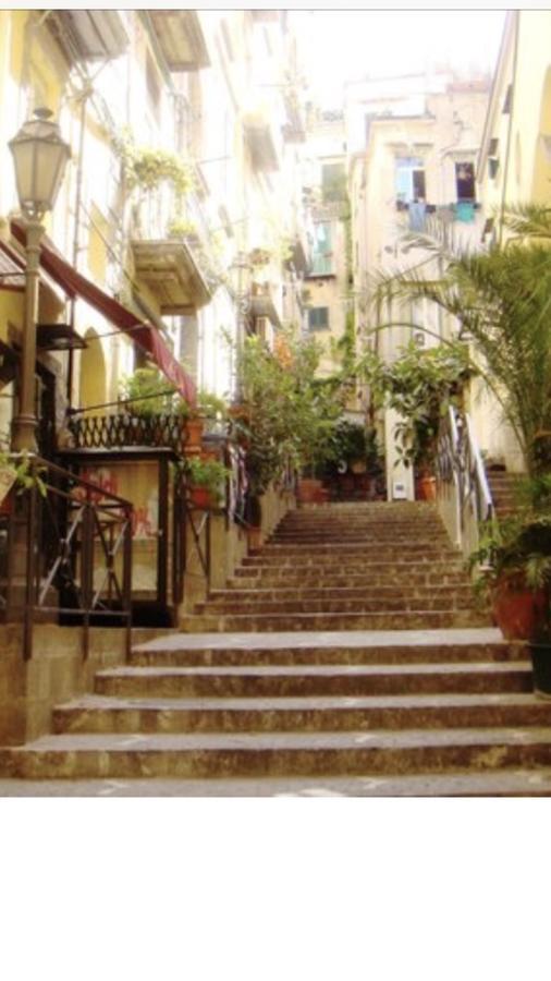 Chiaia House *