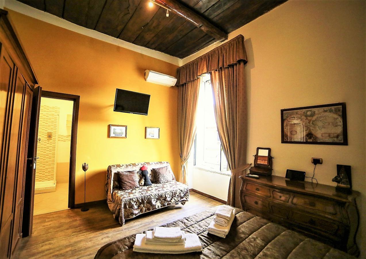 Bed & Breakfast San Gennaro B&B Naples