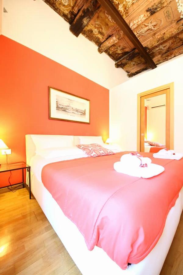 Talismano Luxury Rooms & Apartments Bed & Breakfast Naples