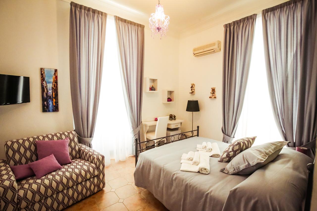 Napolimia Boutique