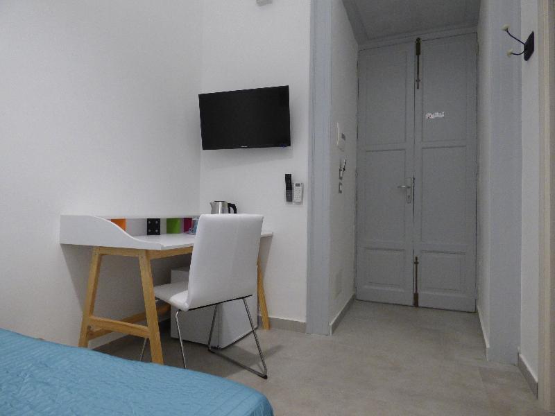 Monteoliveto 33 *