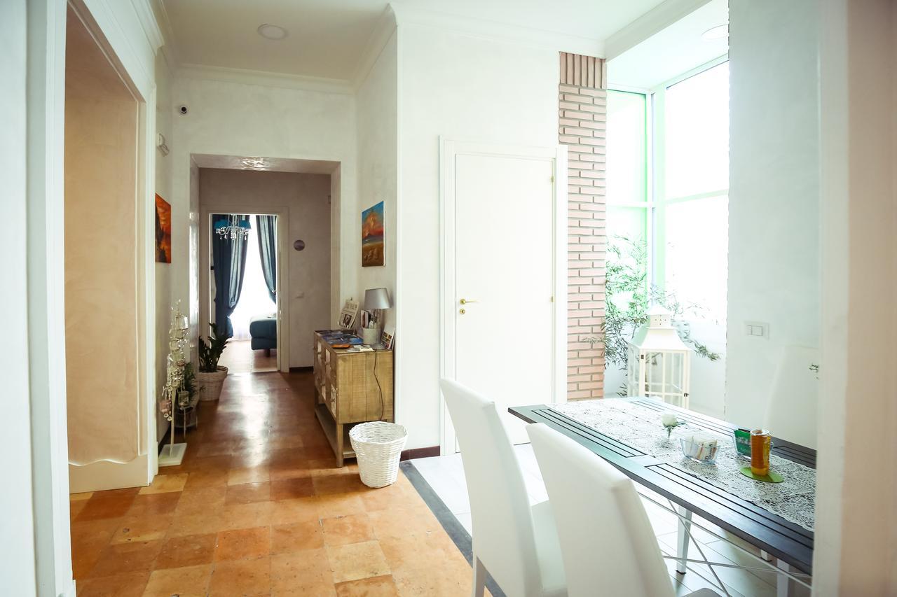 Hotel Napolimia Boutique 4*