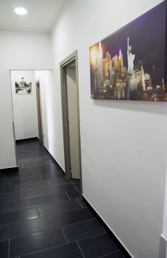 Bed & Breakfast Binario 1 *