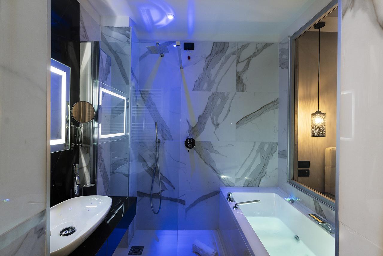 Chez Anna - Adults Only 2*