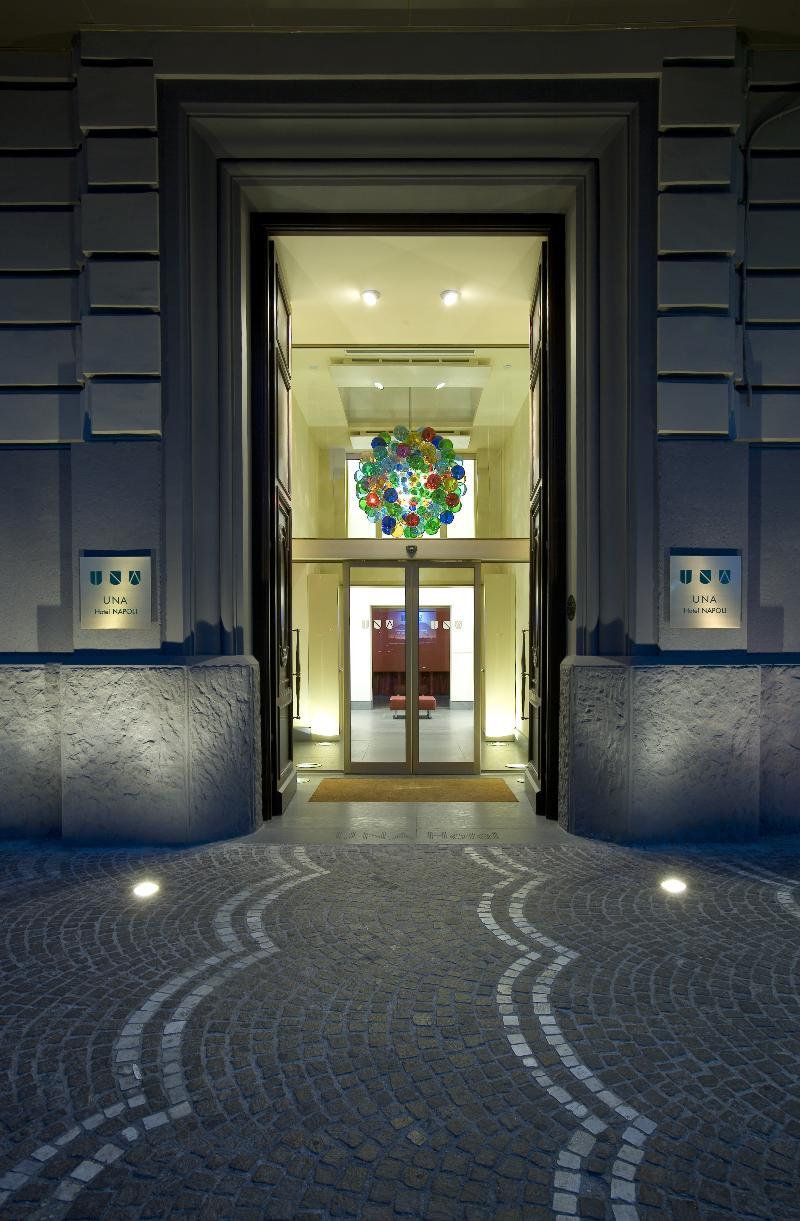 Una Hotels Napoli 4*