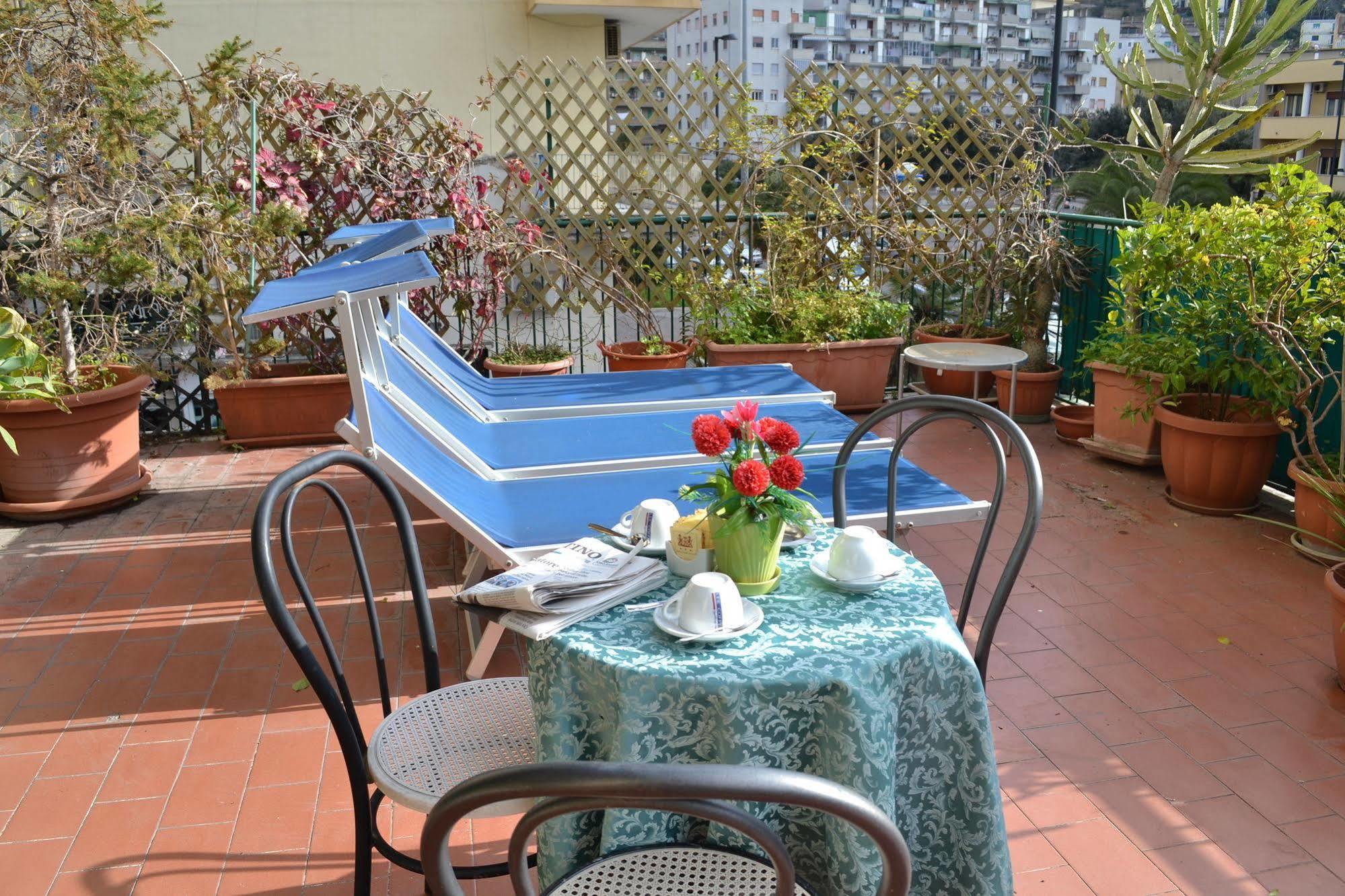 Cesare Augusto 3* Naples