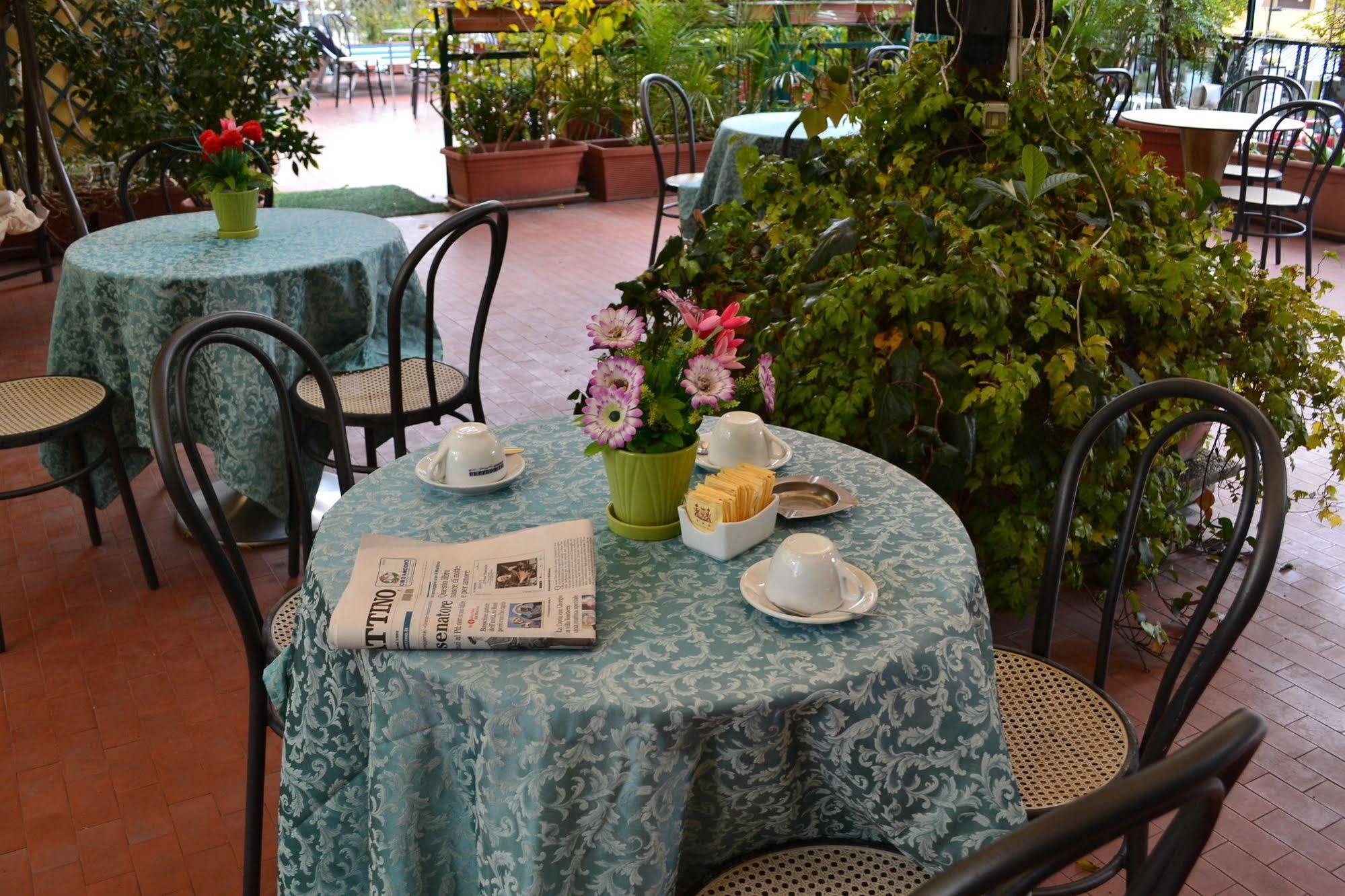 Cesare Augusto 3* Naples