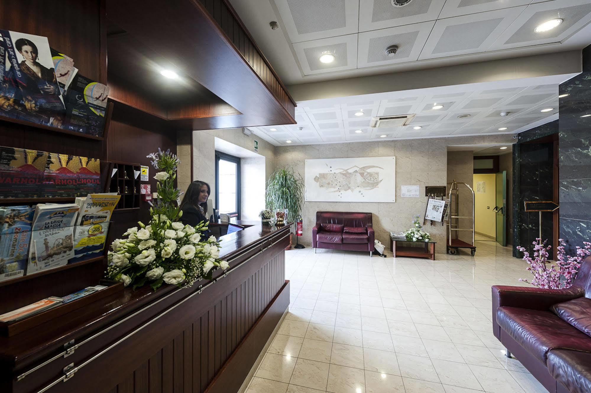 Hotel Millennium Gold Naples