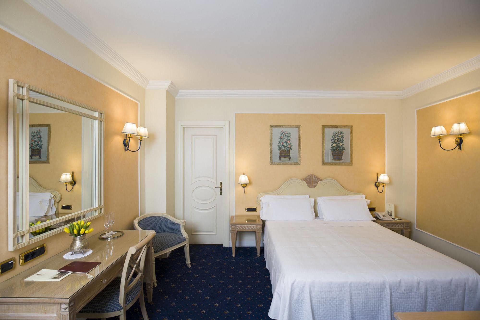Hotel Palazzo Alabardieri