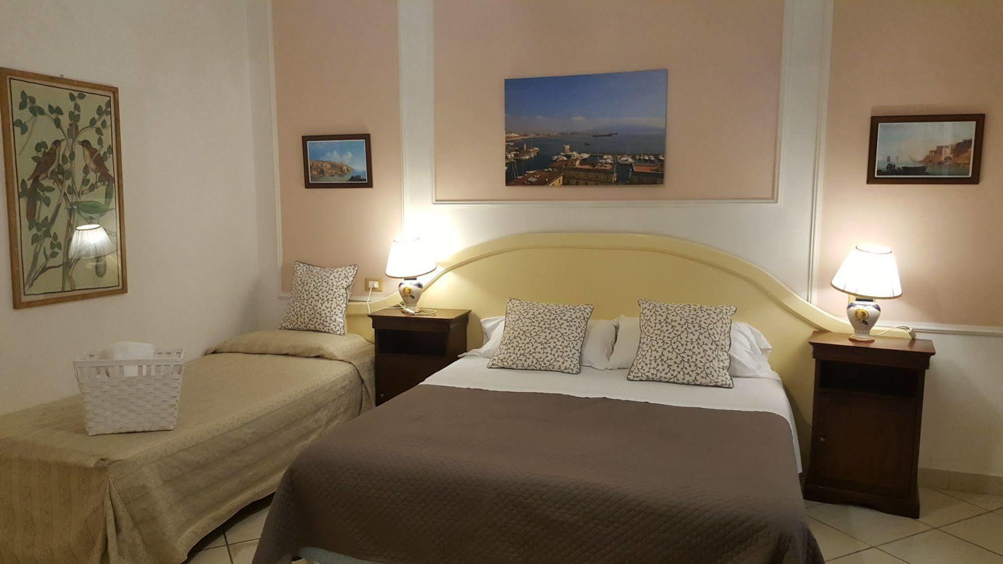 Guest house Bed & Breakfast Napoli Centrale Naples