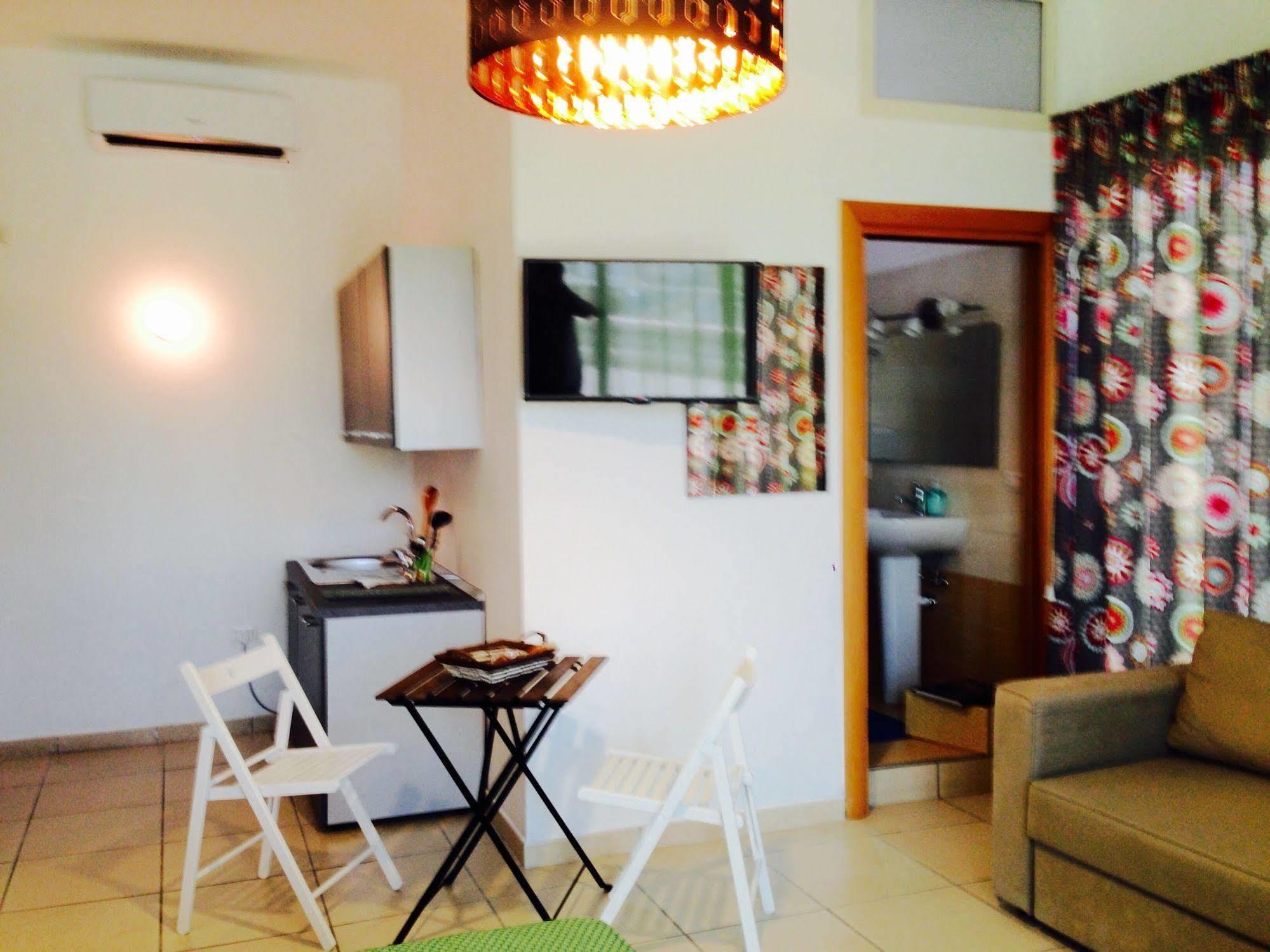 Marina Resart Rooms & Suite *