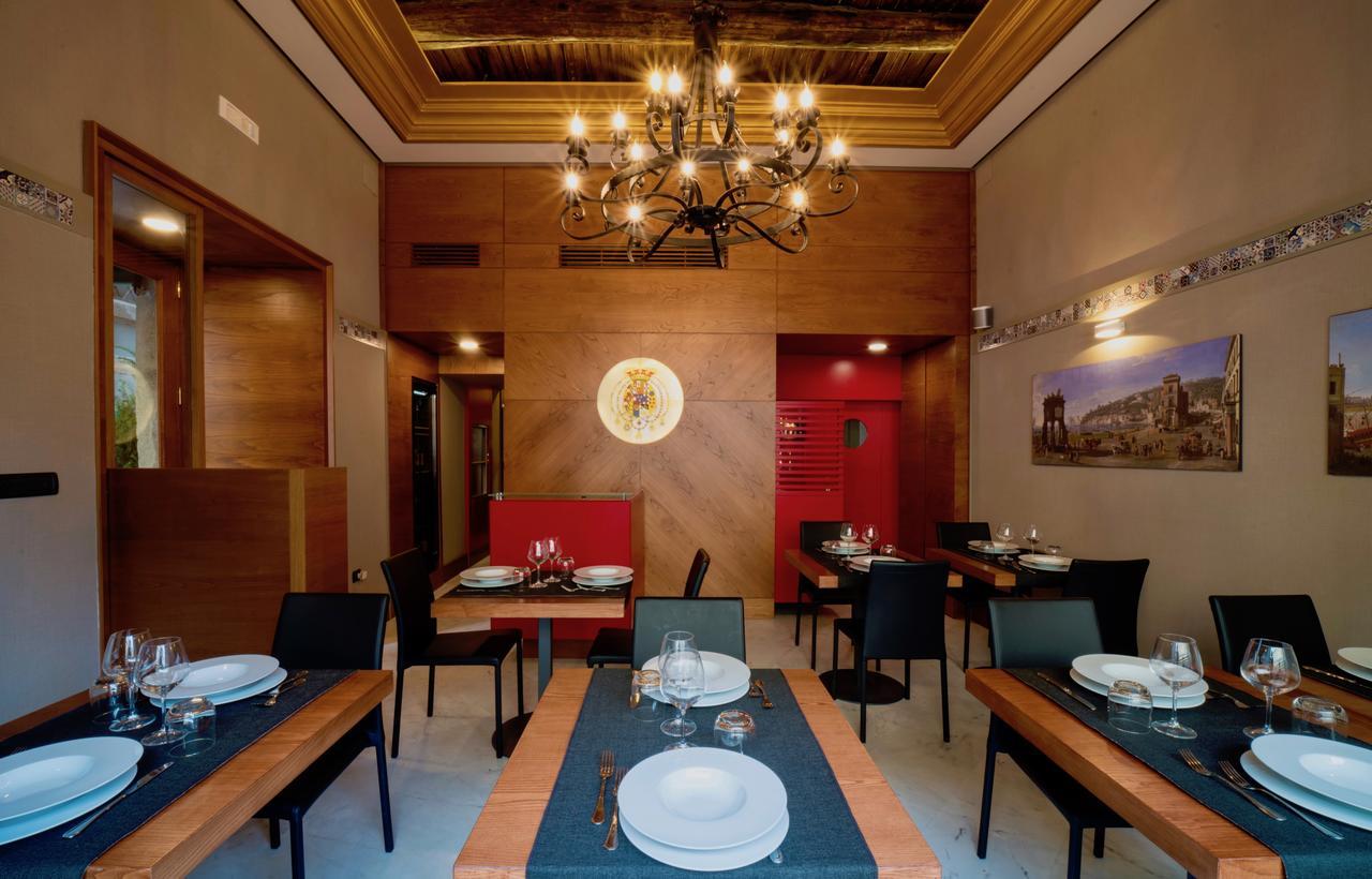 Bed & Breakfast Napolart Naples