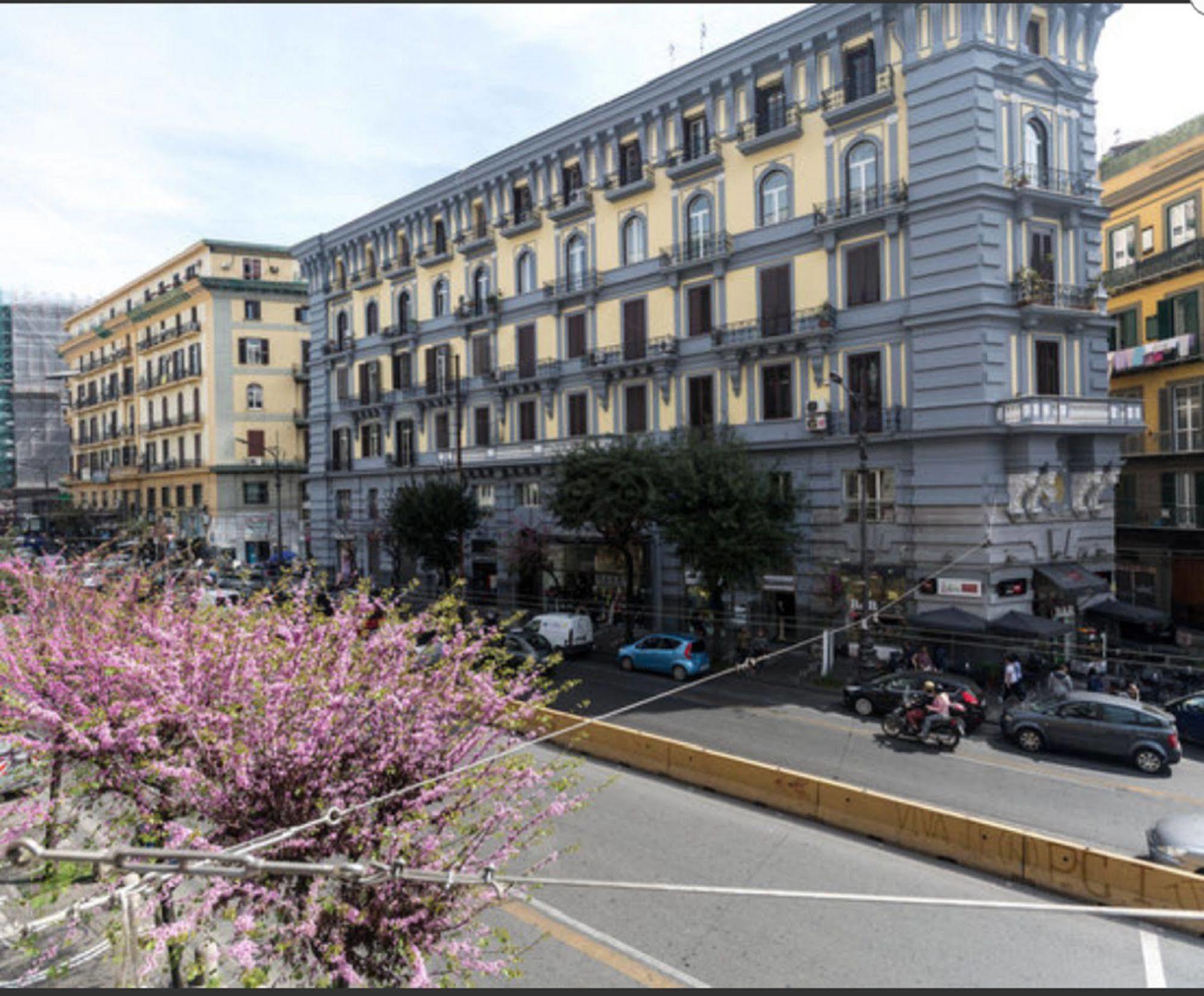 Napoli Suite Bed & Breakfast