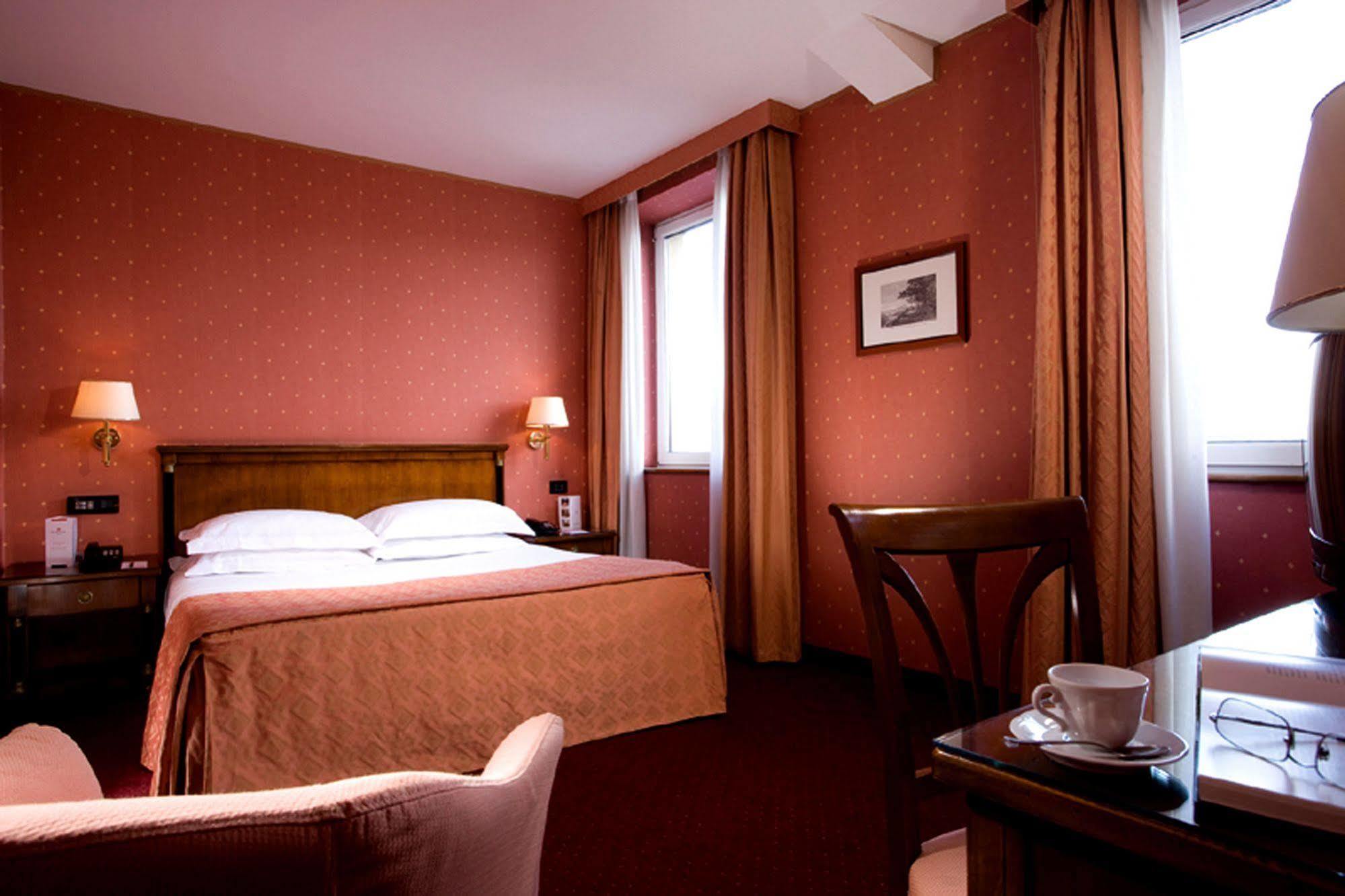 Ramada By Wyndham 4*