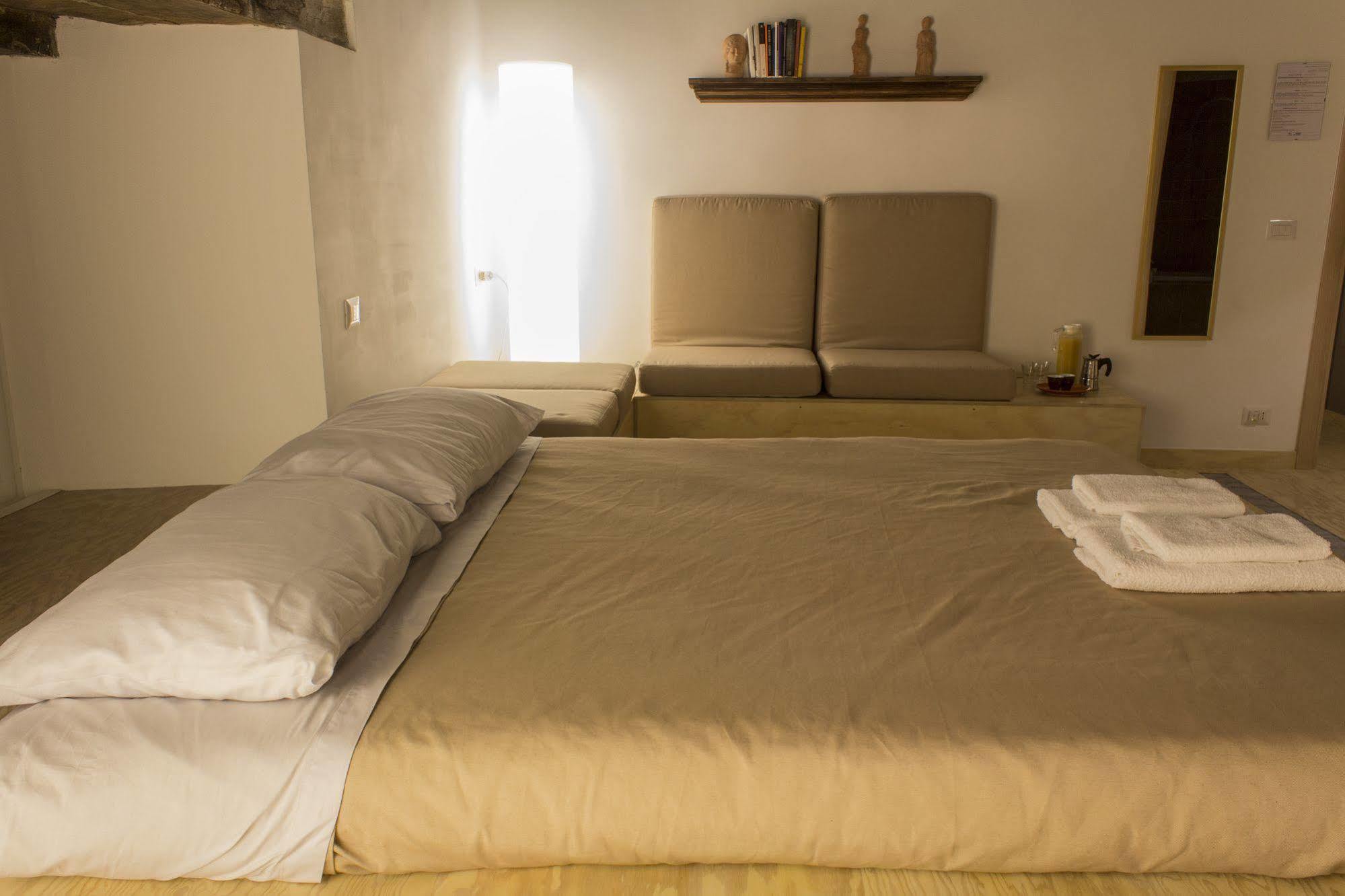Bed & Breakfast Casa Latina Naples