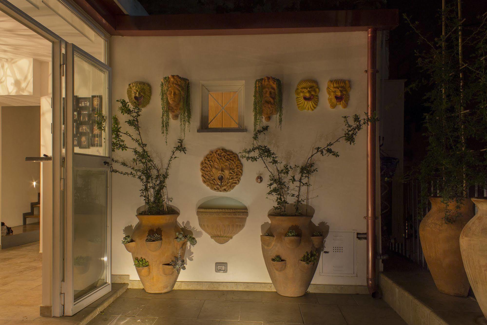 Casa Latina 3* Naples