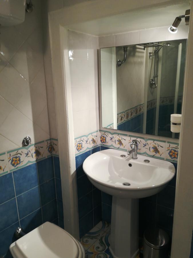 Suitenapolisantalucia Bed & Breakfast Naples