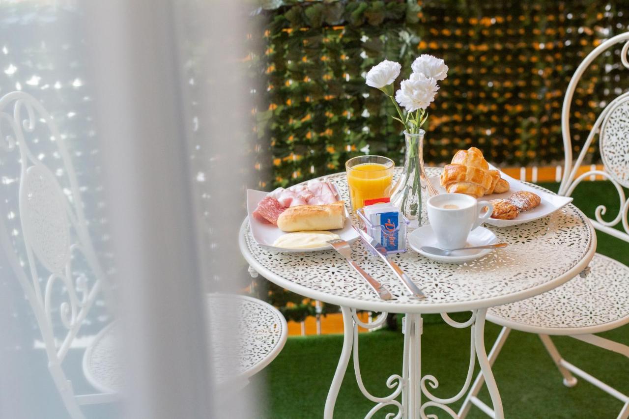 A Casa Di Giuly * Naples