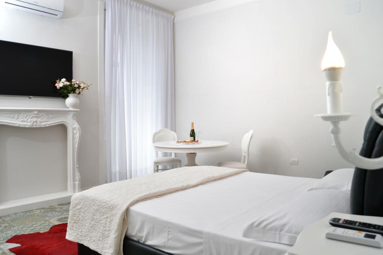 Hotel Barbarella Naples