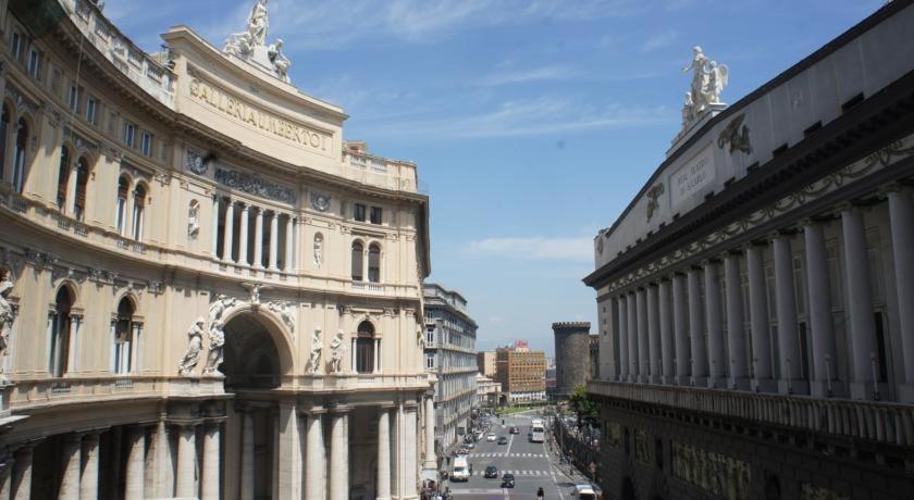 Luxury San Carlo * Naples