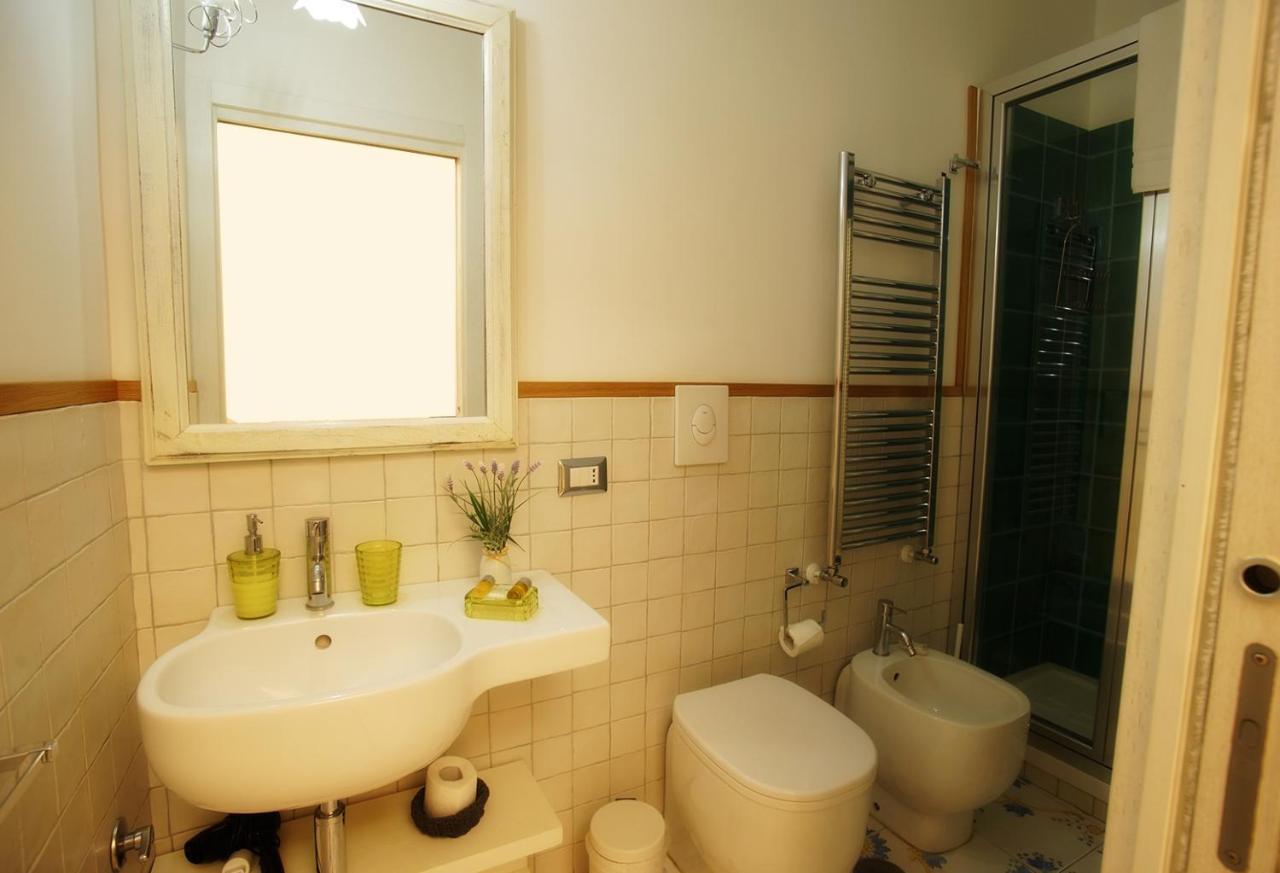 Bed & Breakfast Le Vie Di Naples