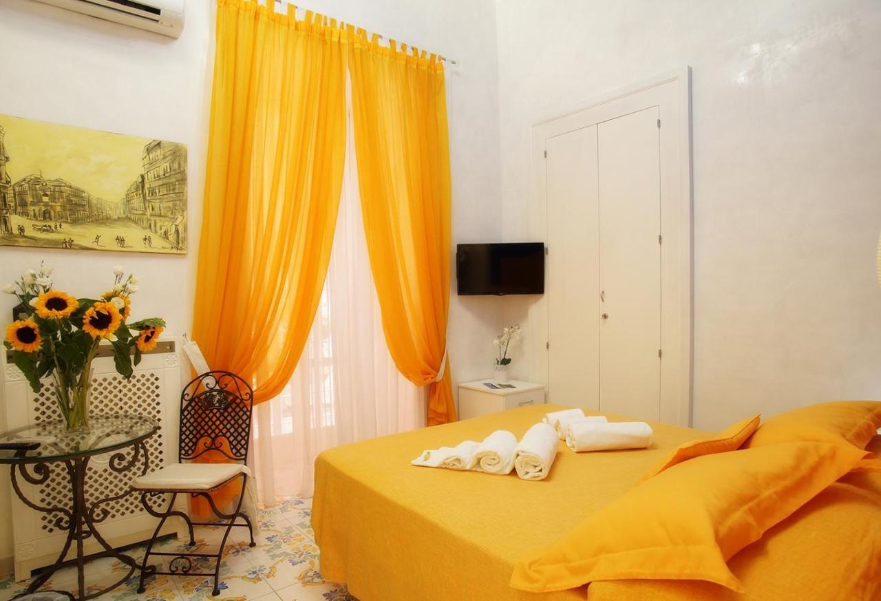 Bed & Breakfast Le Vie Di Naples