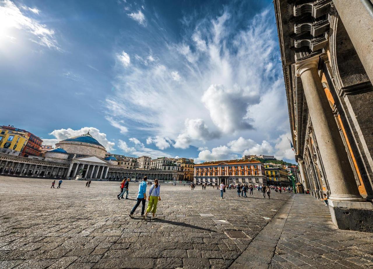 Dell'arco * Naples