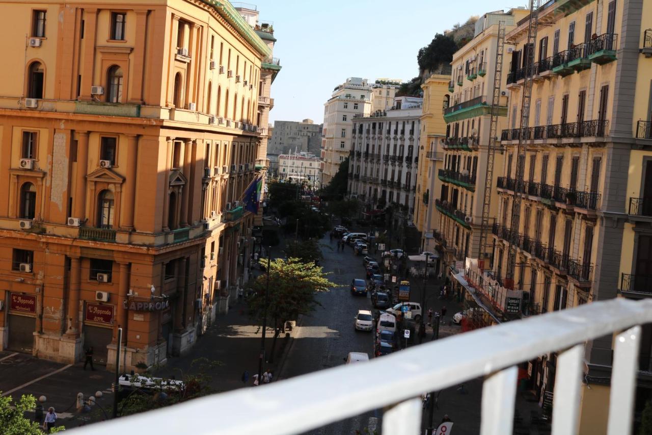 Suitenapolisantalucia * Naples