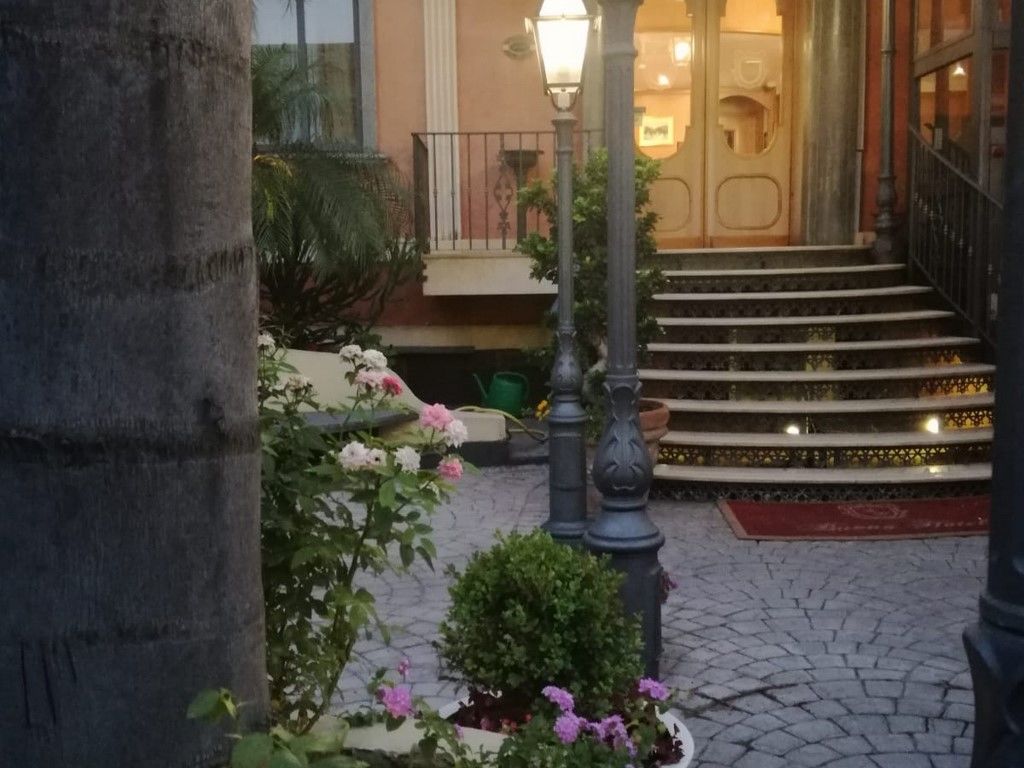 Buono Bed & Breakfast