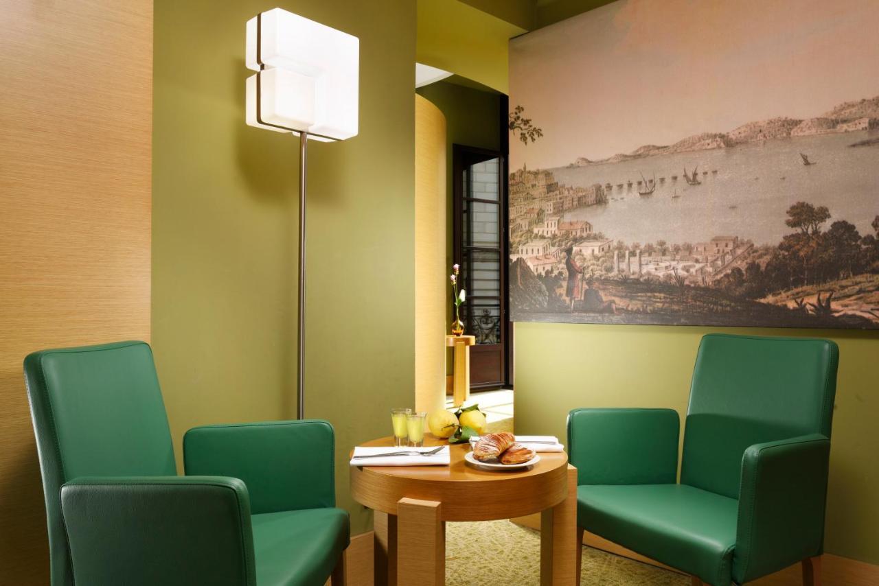 Una Hotels Napoli 4*