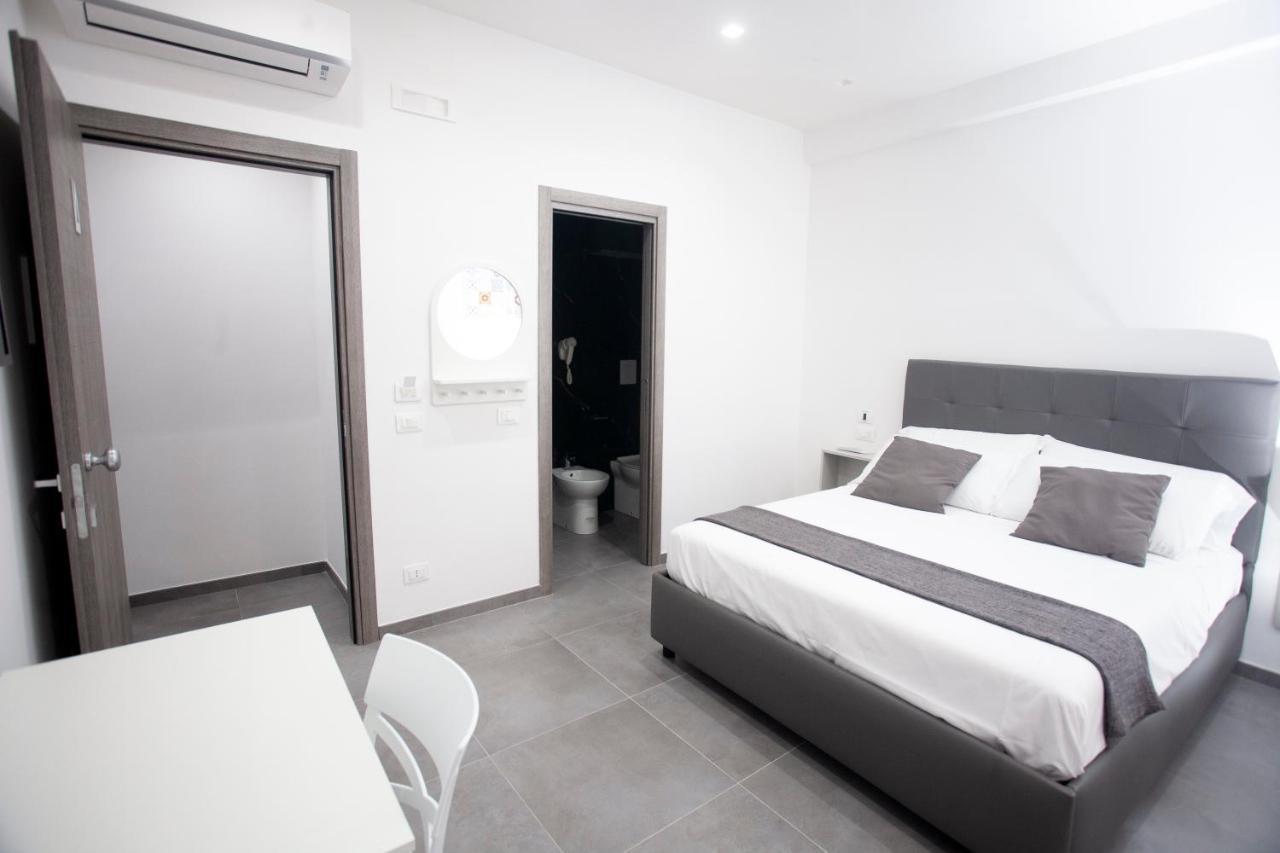 Amazing 3* Naples