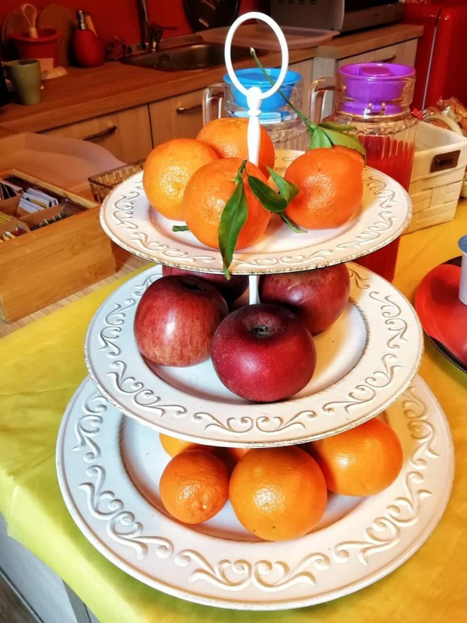 A Due Passi Dal Museo Bed & Breakfast Naples
