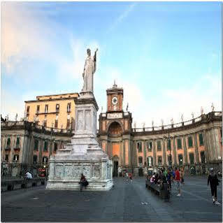 Civico 16 Naples