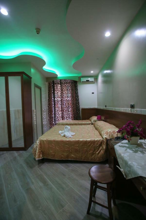 Hotel Iris *
