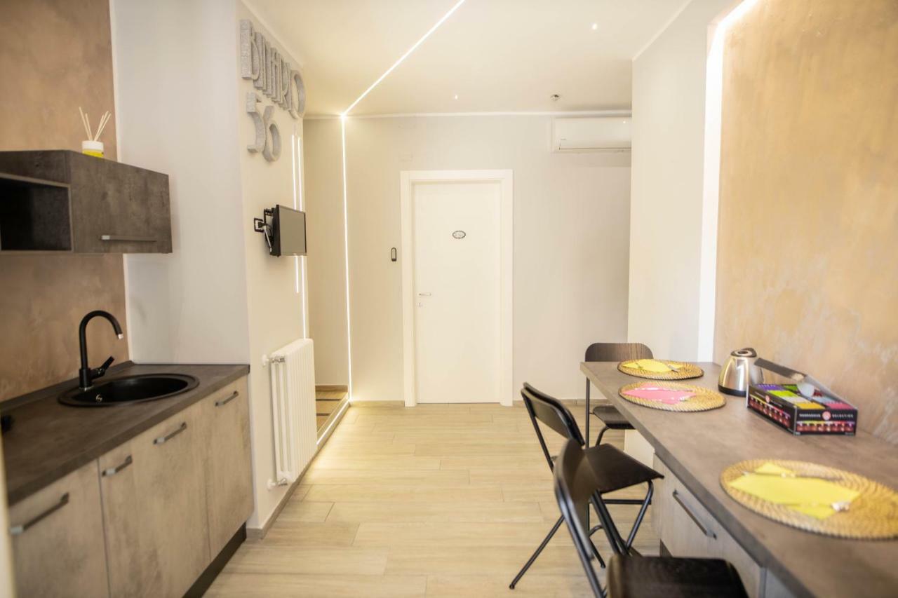 Bed & Breakfast Binario 56 Naples