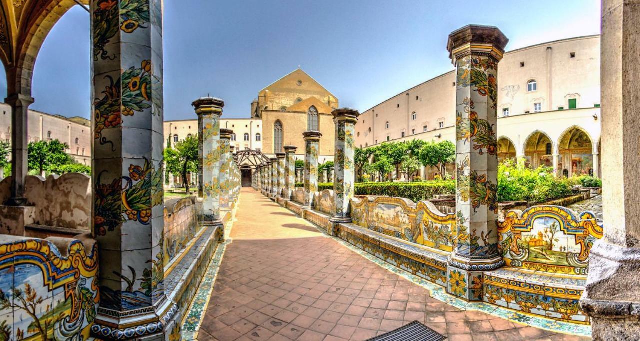 Napoli City Rooms Bed & Breakfast 3*