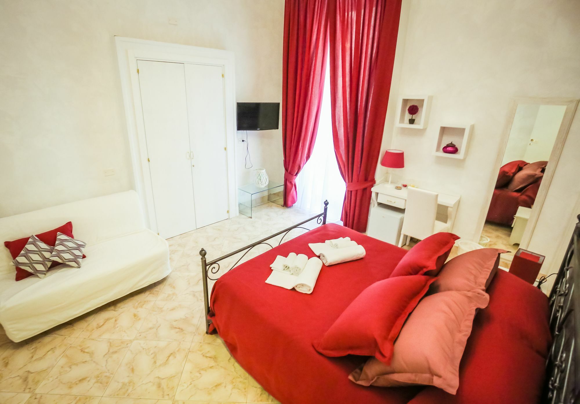 Napolimia Boutique Hotel