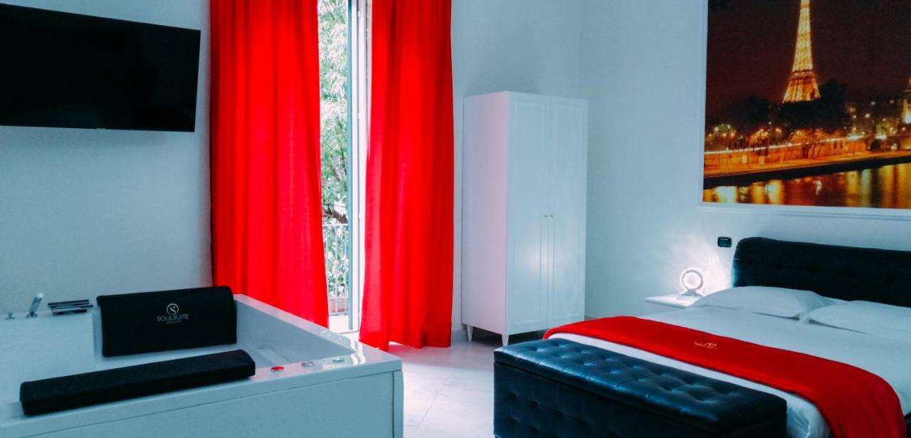 Soulsuite 3* Naples